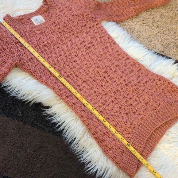 5/$25! Between Me & You Mauve Sweater: Size X-Small - Picture 6 of 6